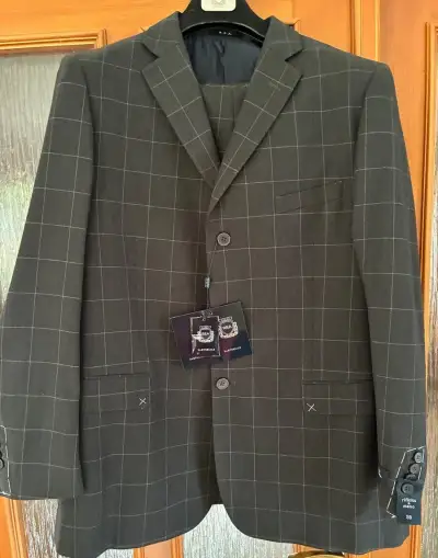 Nový oblek vel 58