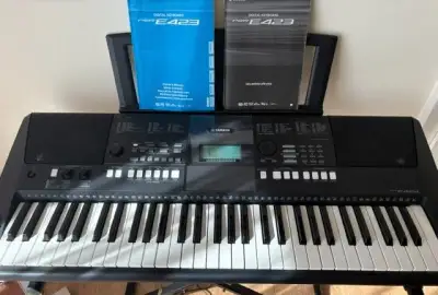 Klávesy Yamaha PSR E423