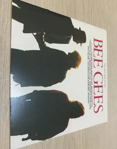 BEE GEES: THE VERY BEST OF THE BEE GEES, 1990, JEWEL CASE