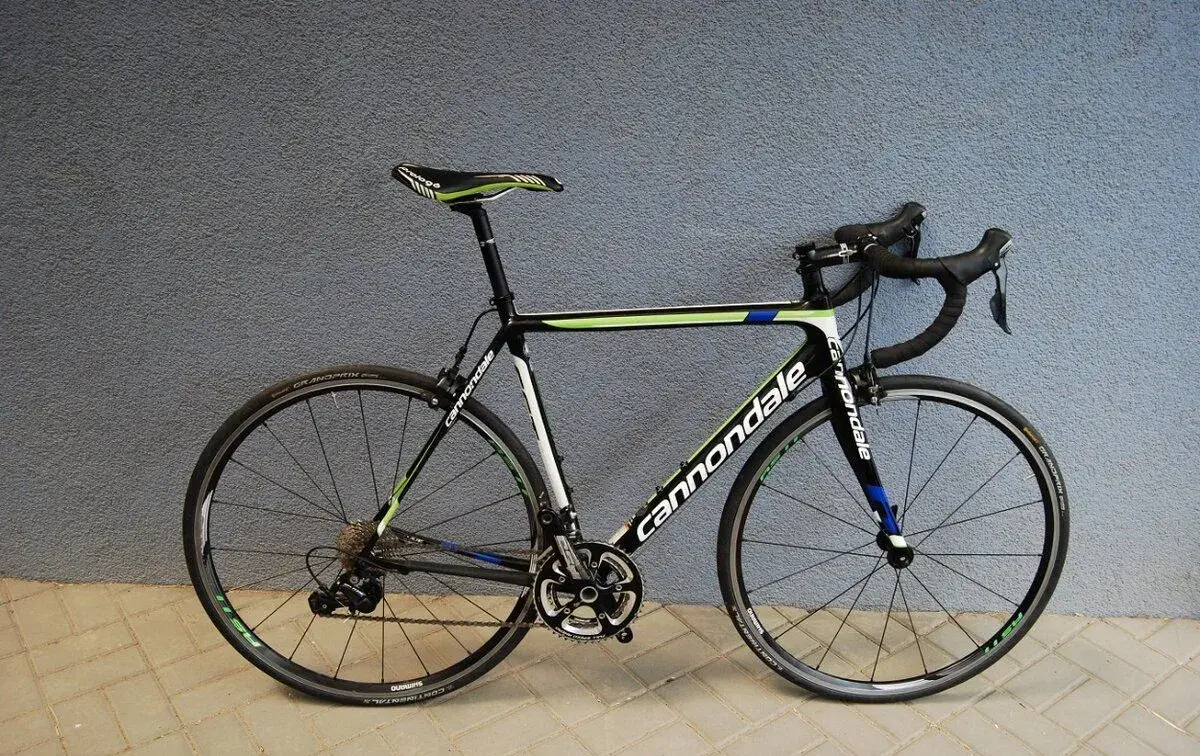 Cannondale SuperSix Carbon 54CM