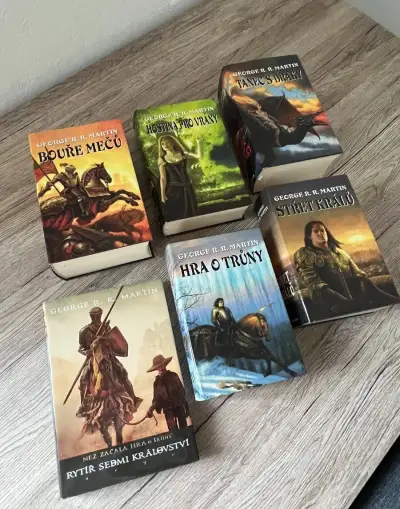 Knihy série Hra o trůny + Rytíř Sedmi království