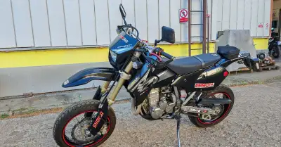 Suzuki DRZ 400 SM