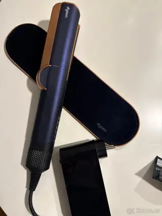 Dyson Airstrait
