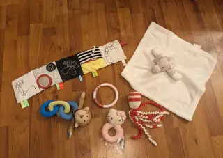 Hračky pro nejmenší miminka