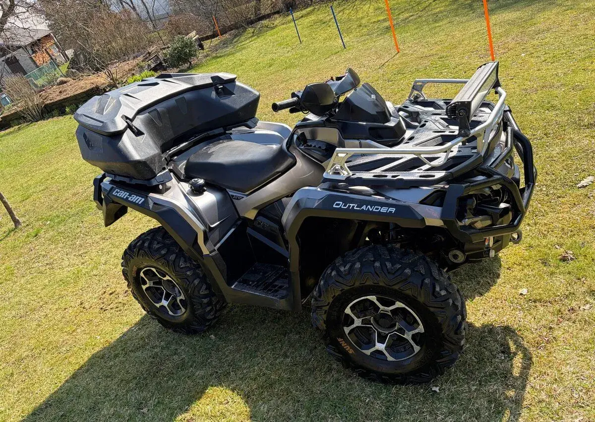 Can am Outlander 1000 XT