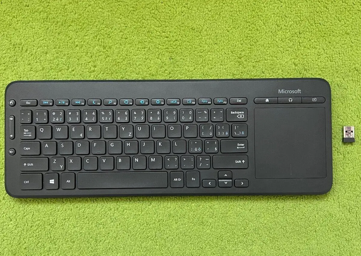 Klávesnice Microsoft All-in-One Media Keyboard