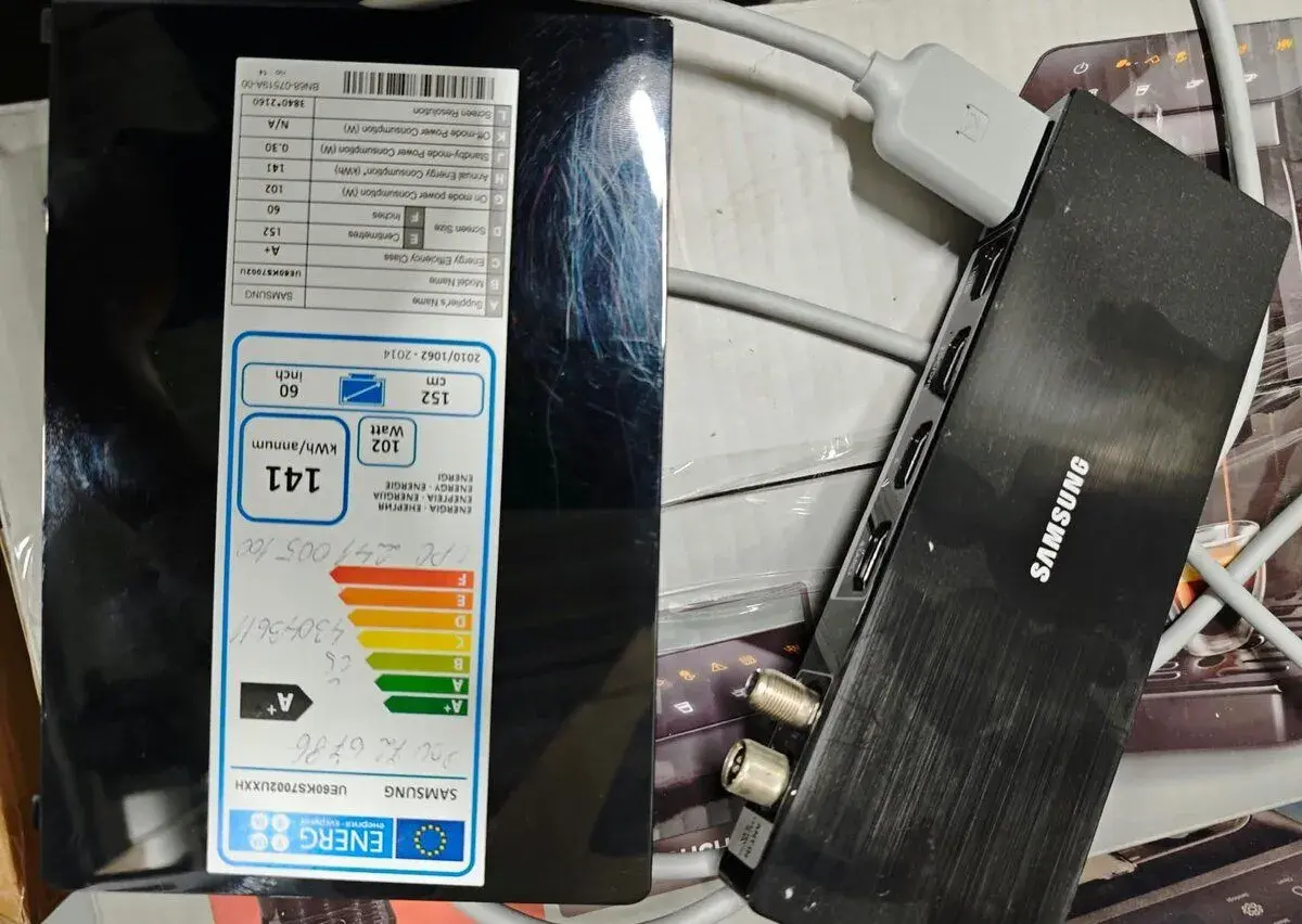 Samsung one Connect mini box