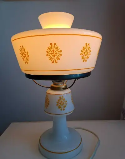Stolní lampa