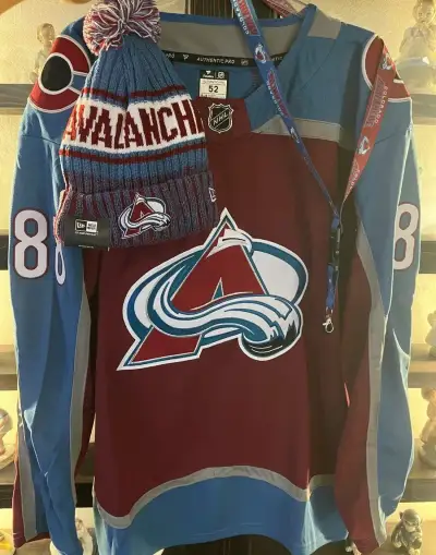 Nový dres NEČAS 88 plus ČEPICE Klíčenka.