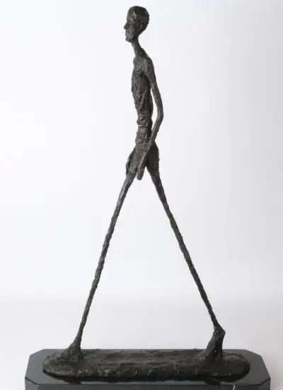 Alberto Giacometti – Kráčející muž