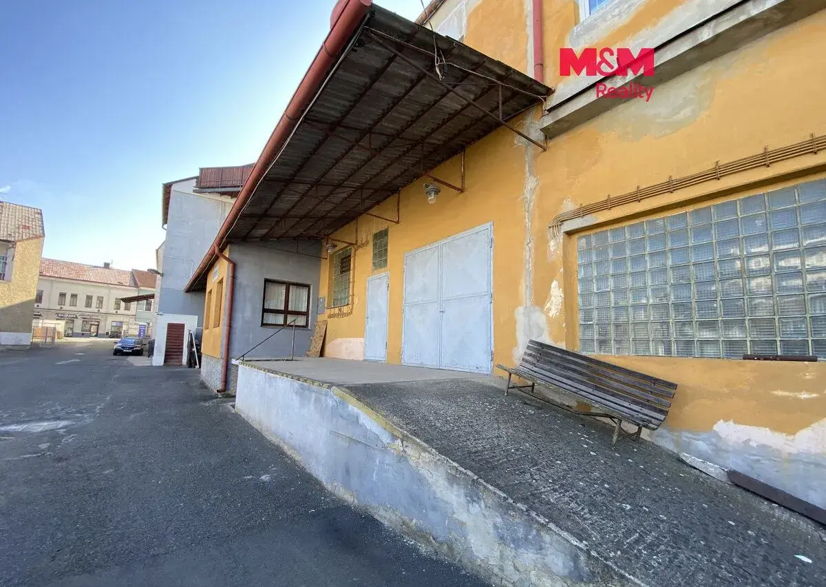 Pronájem skladu, 66 m², Louny, ul. Říční