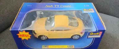 Audi TT 1/18