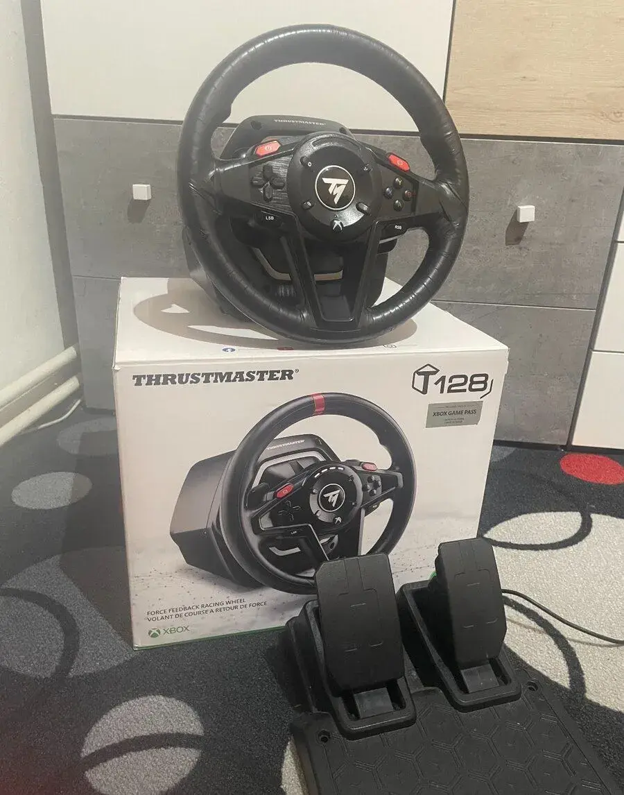 Thrustmaster T128