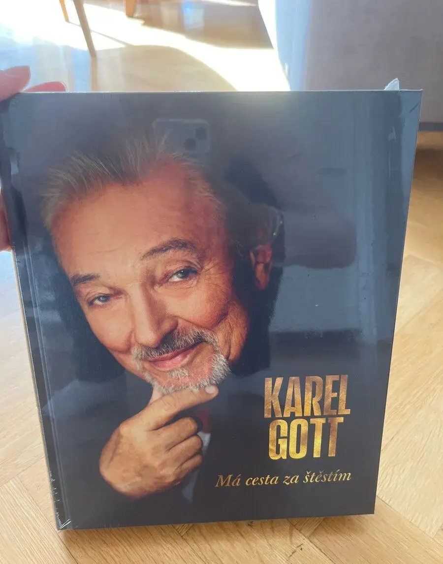 Kniha Karel Gott