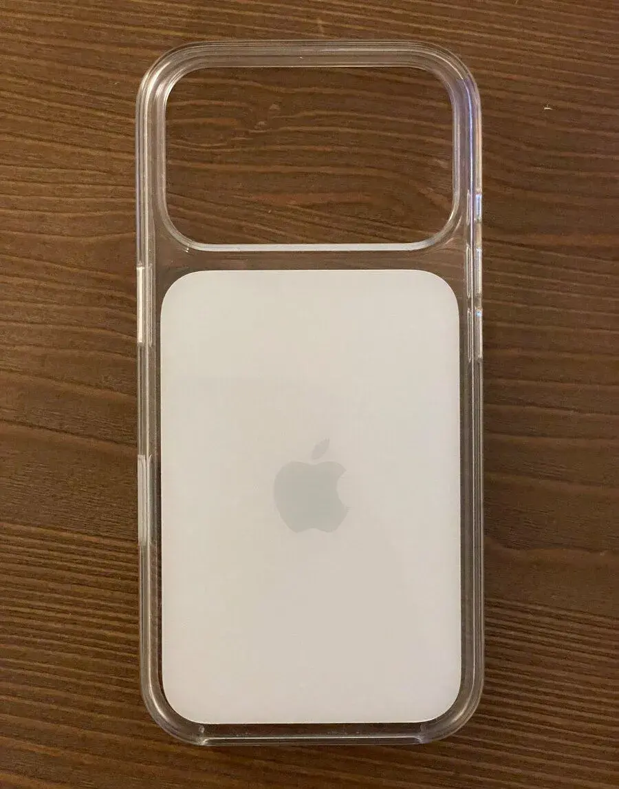 iPhone 17 Pro Clear Case s MagSafe