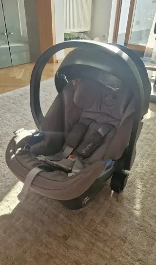 Autosedačku Cybex Aton 5 (0–13 kg)