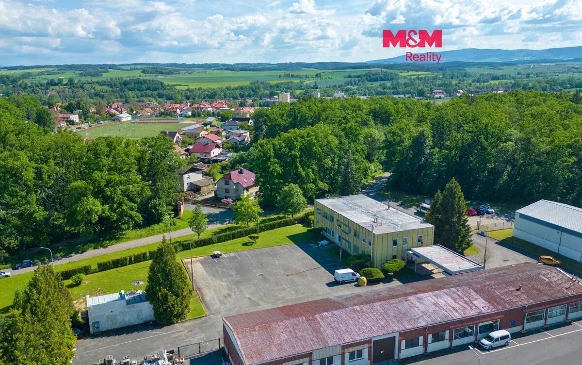 Pronájem parkovacího stání,15 m², Horš. Týn, ul. Zahradní