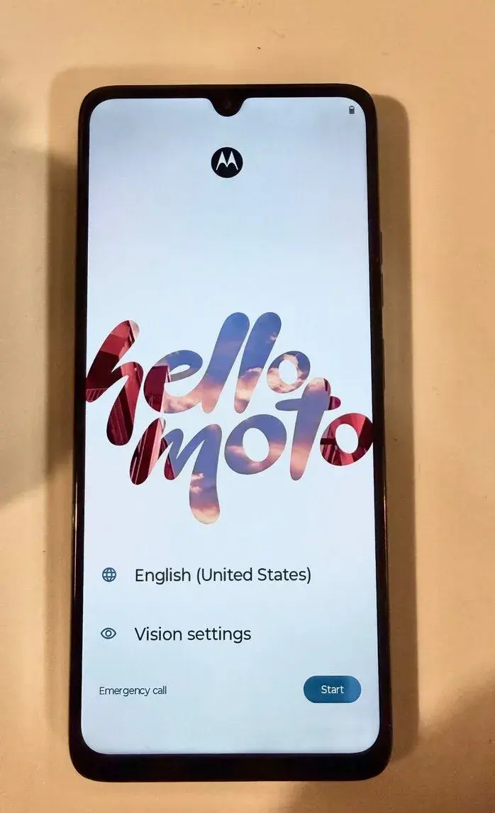 Motorola Moto G06 8 GB RAM – jako nový, faktura, kompletní b