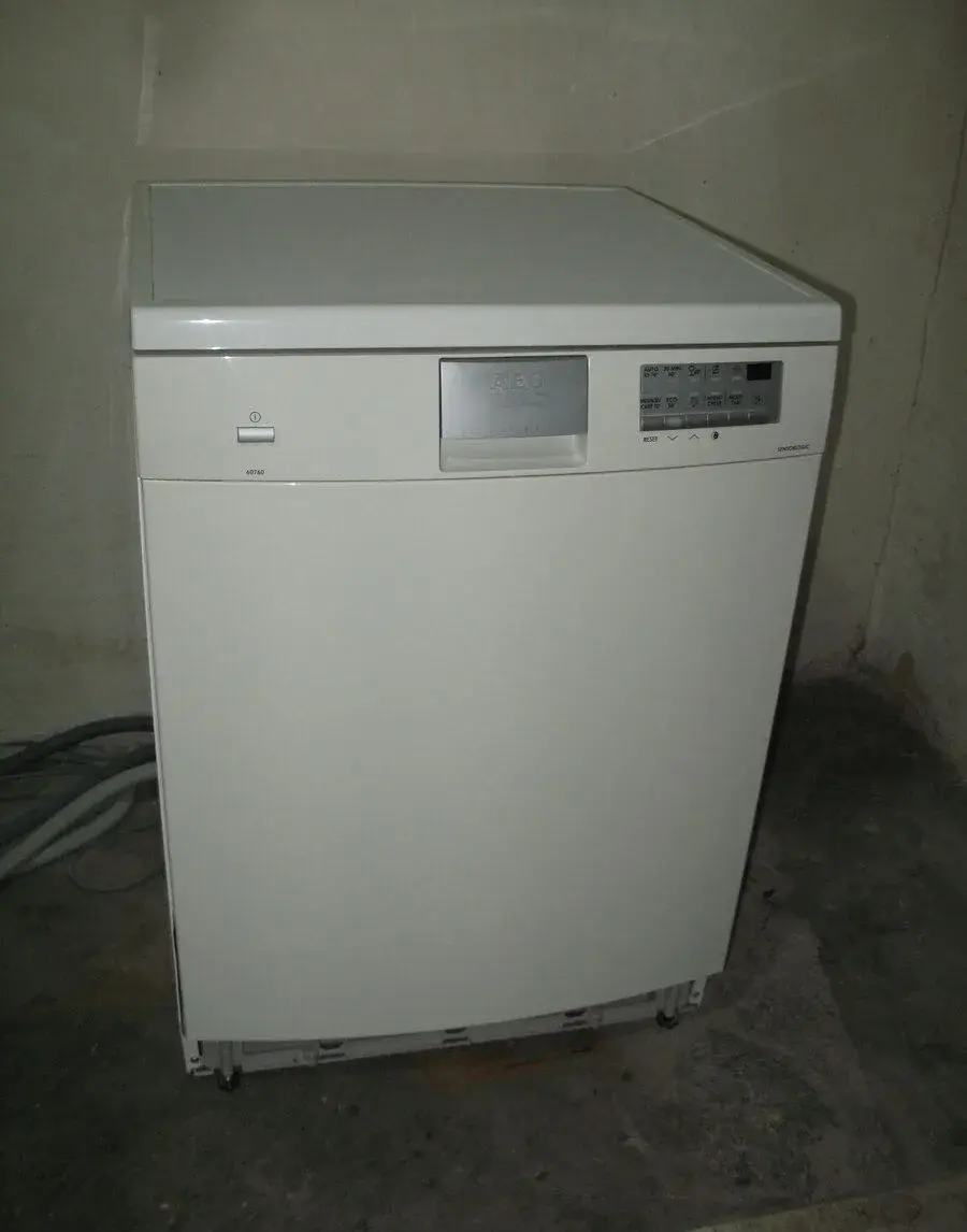 Myčka AEG Favorit 60760