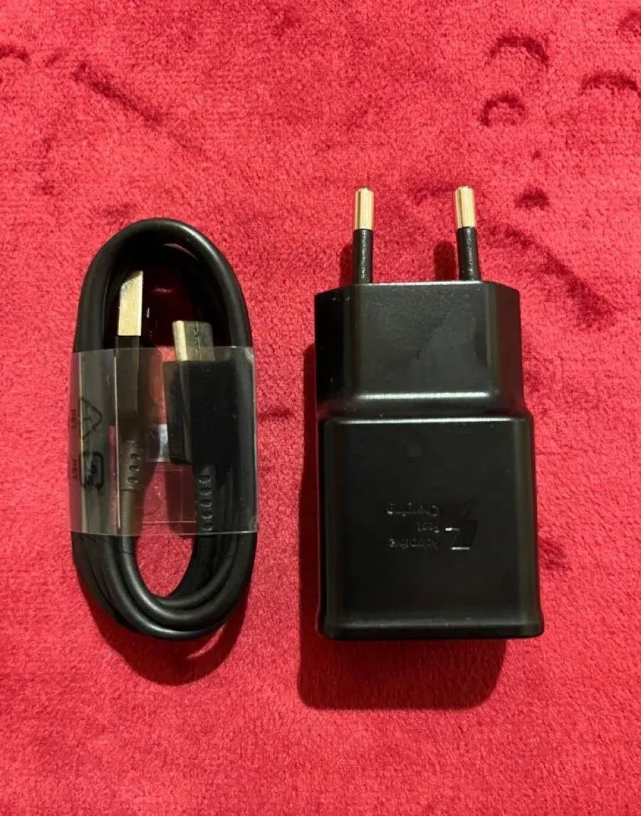NABÍJEČKU SAMSUNG EP-TA200