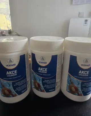 Chlor šok 1 kg – granulát do bazénu (Vodnář)