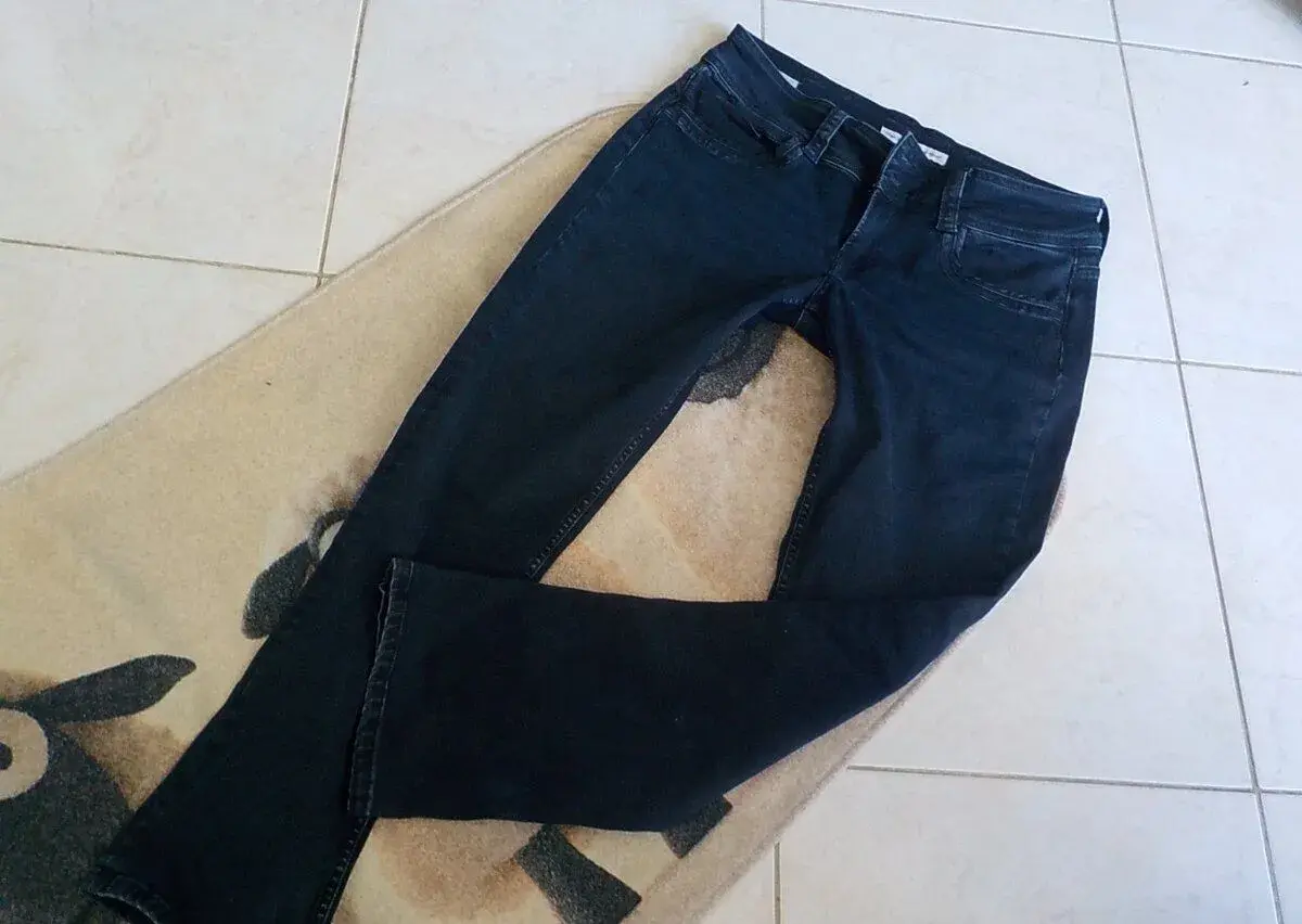 Pepe Jeans džiny cerno modre vel 31 pas88+ elastan-žena