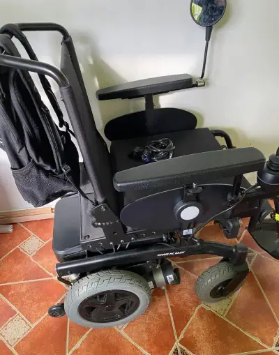 Elektrický invalidní vozík MEYRA iChair MC1