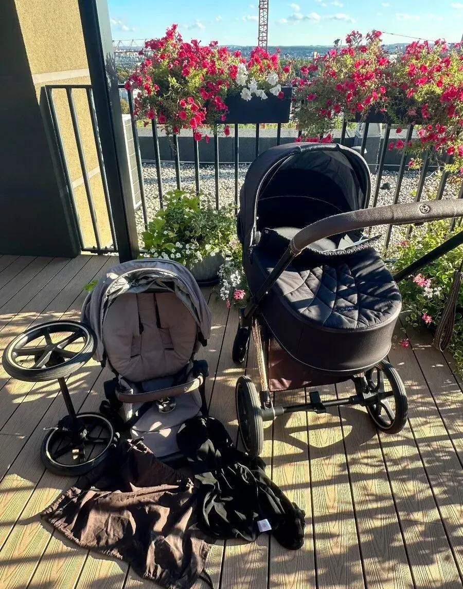 CYBEX Priam Lux Deep Black / Rose Gold – dvojkombinace 2v1