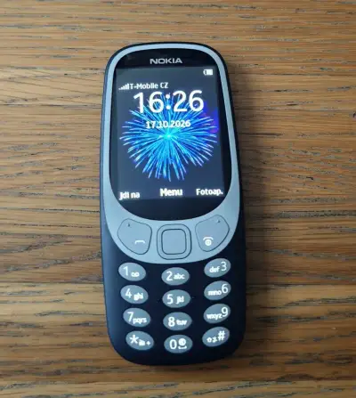 TLAČÍTKOVÝ MOBILNÍ TELEFON NOKIA 3310 (TA-1008) Z ROKU 2017