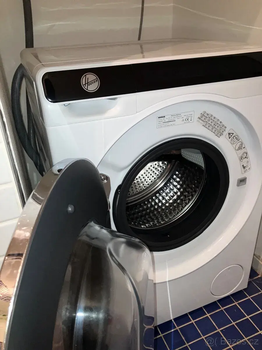 Nová úsporná pračka Hoover OW50 s AI (v záruce)