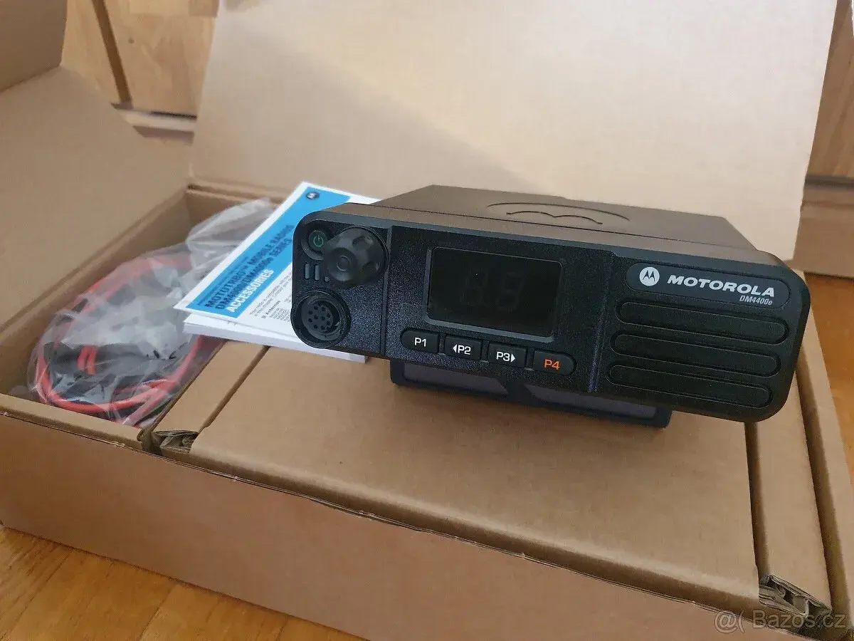 Radiostanice MOTOROLA DM4400E UHF - 99k.