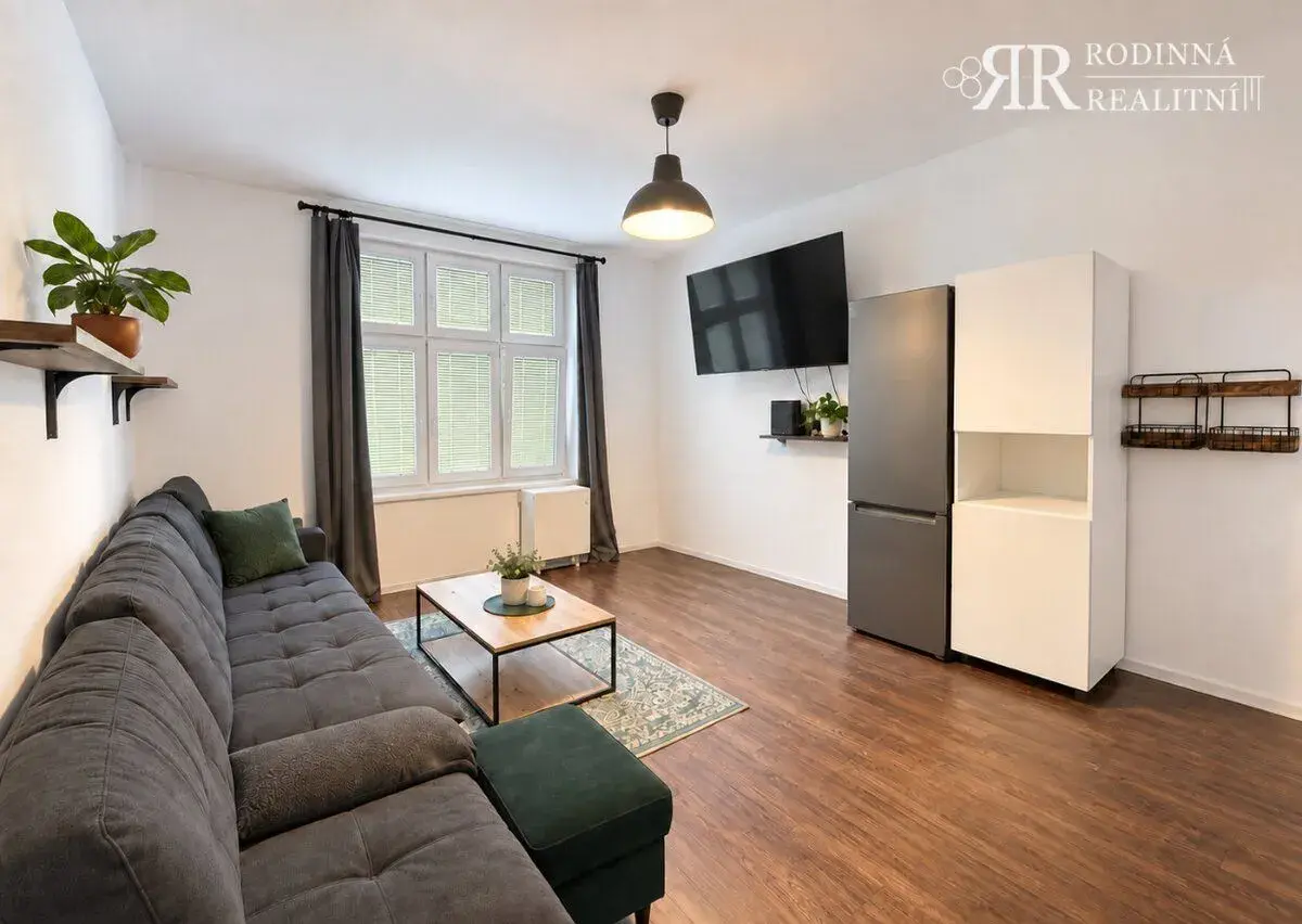 Pronájem bytu 2+kk s balkonem, 47 m² – Praha 4, Braník