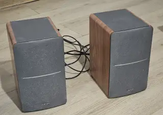 Edifier R1280DB – hnědé reproduktory, Bluetooth, 42 W