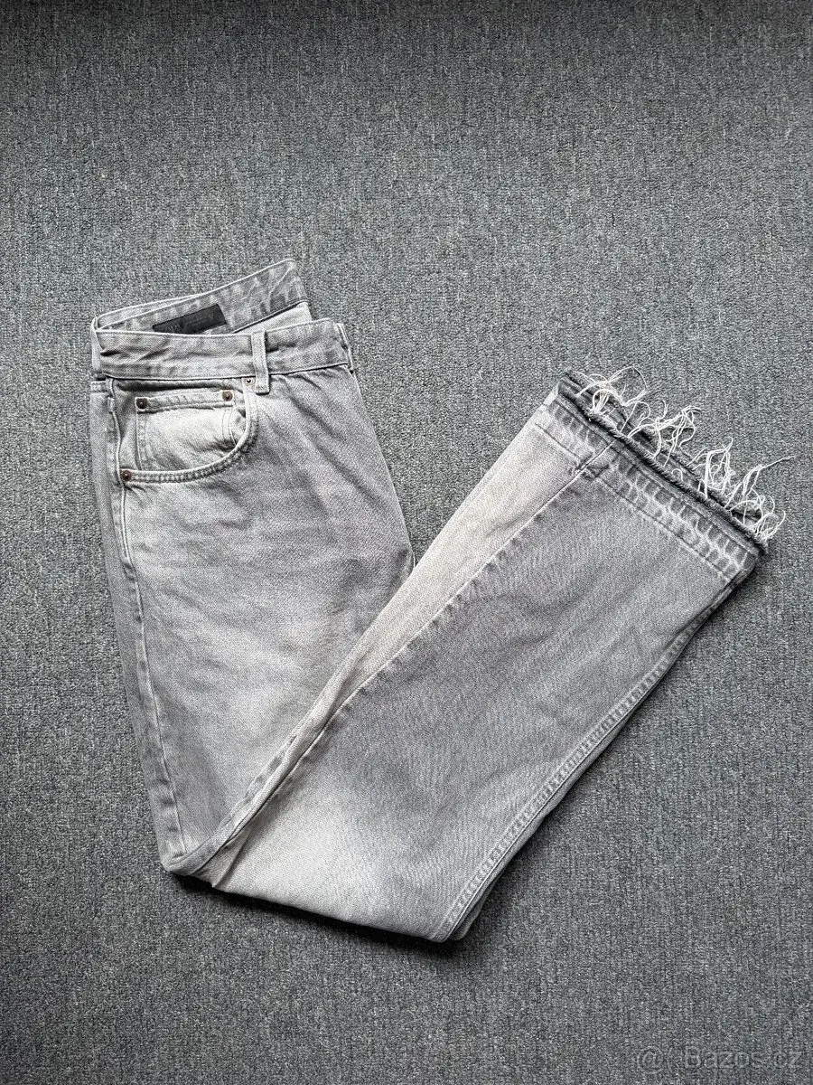 Flared jeans