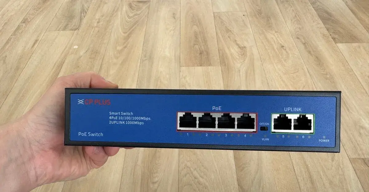 PoE switch CP PLUS CP-DNW-GPU4G2-48