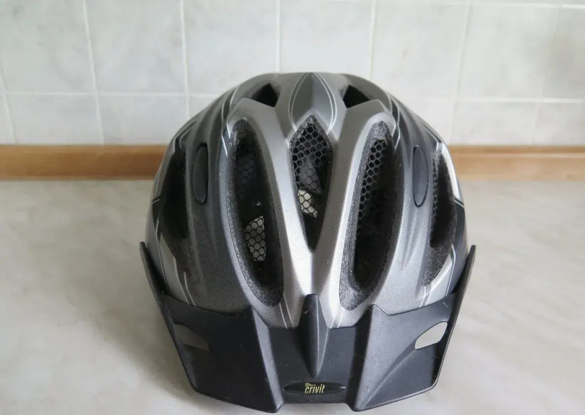 Cyklistická helma Crivit L/XL 59-65cm