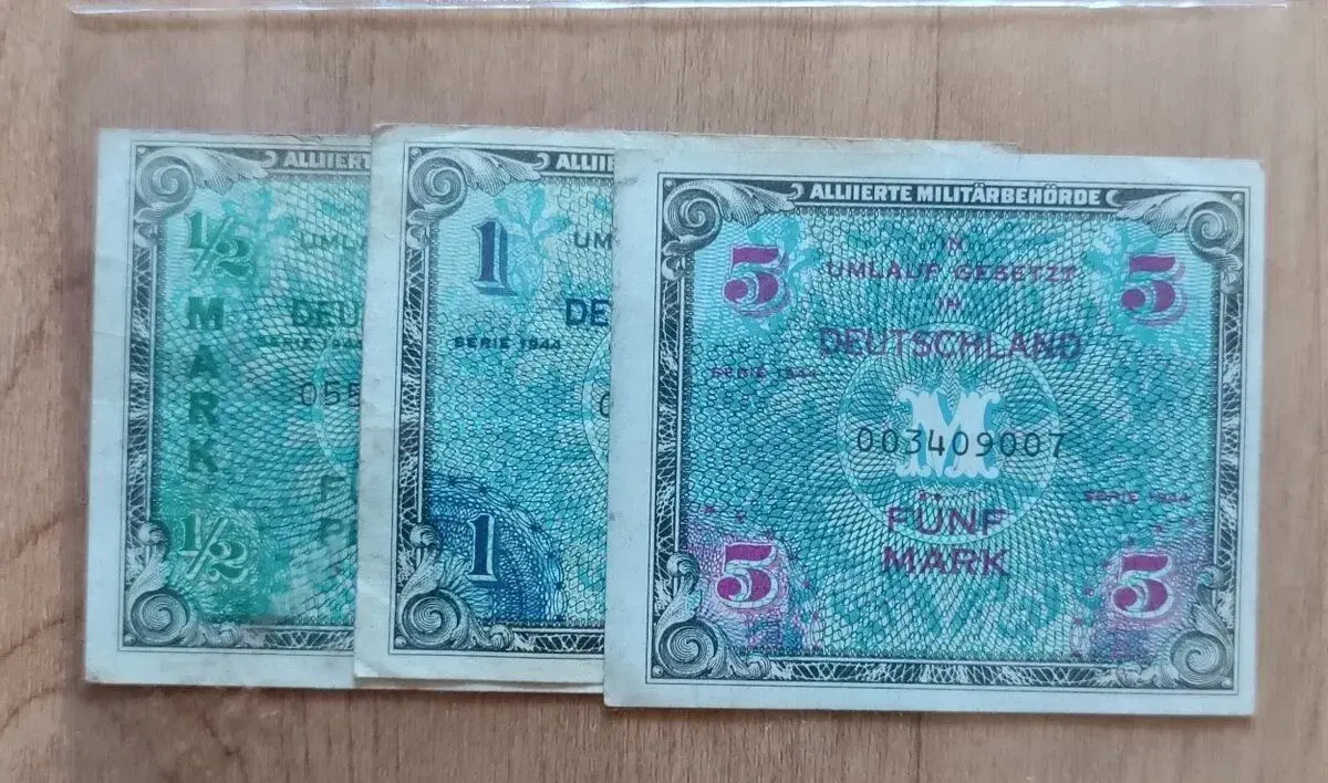 WW2 vojenské peníze