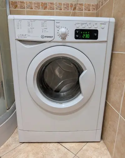 Pračka INDESIT