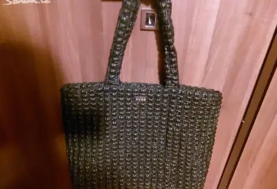 HUGO BOSS zánovní kabelka.