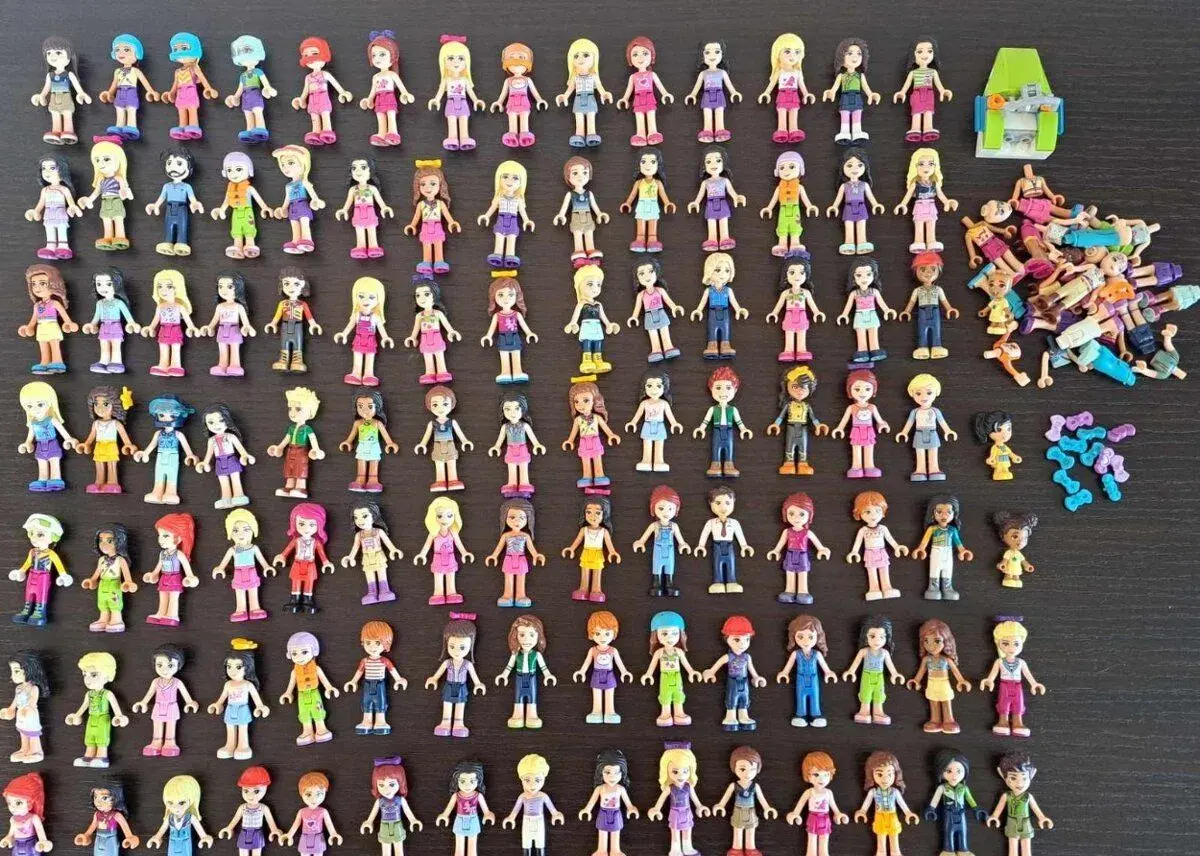 💕🏡🎀 Lego Maxi sada Friends figurek - přes 100ks 🎀🏡💕