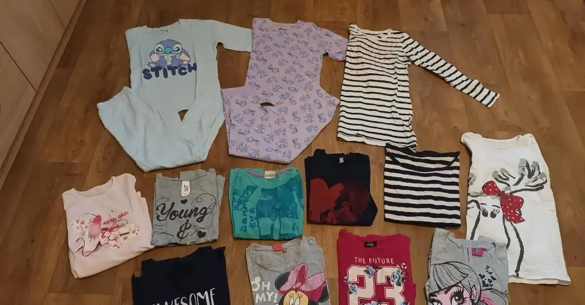 Pyžama Stich + trika dl.rukáv zdarma 146/152