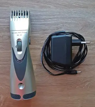 Zastřihovač vousů REMINGTON MB 100