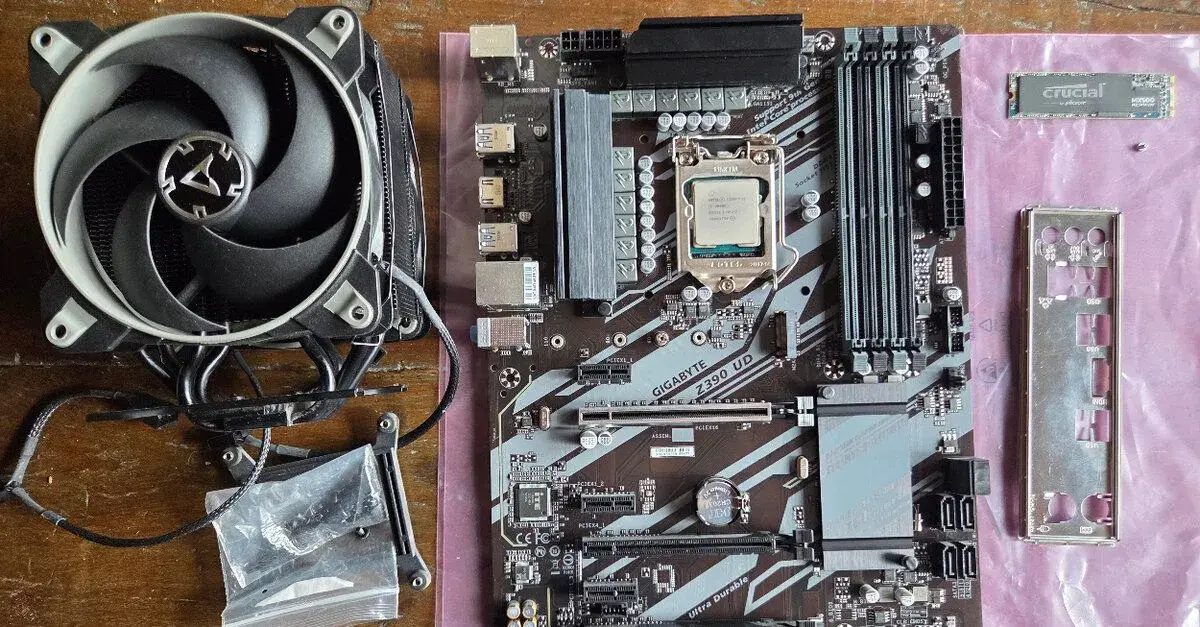 GIGABYTE Z390 UD – silné napájení a podpora OC