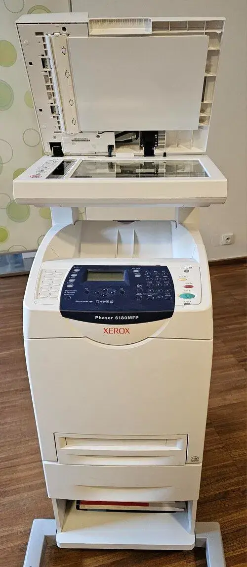 Laserová barevná tiskárna/kopírka XEROX Phaser 6180MFP