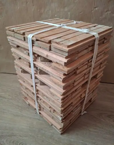 Palivové dřiví bukové parkety suché 200 kg.