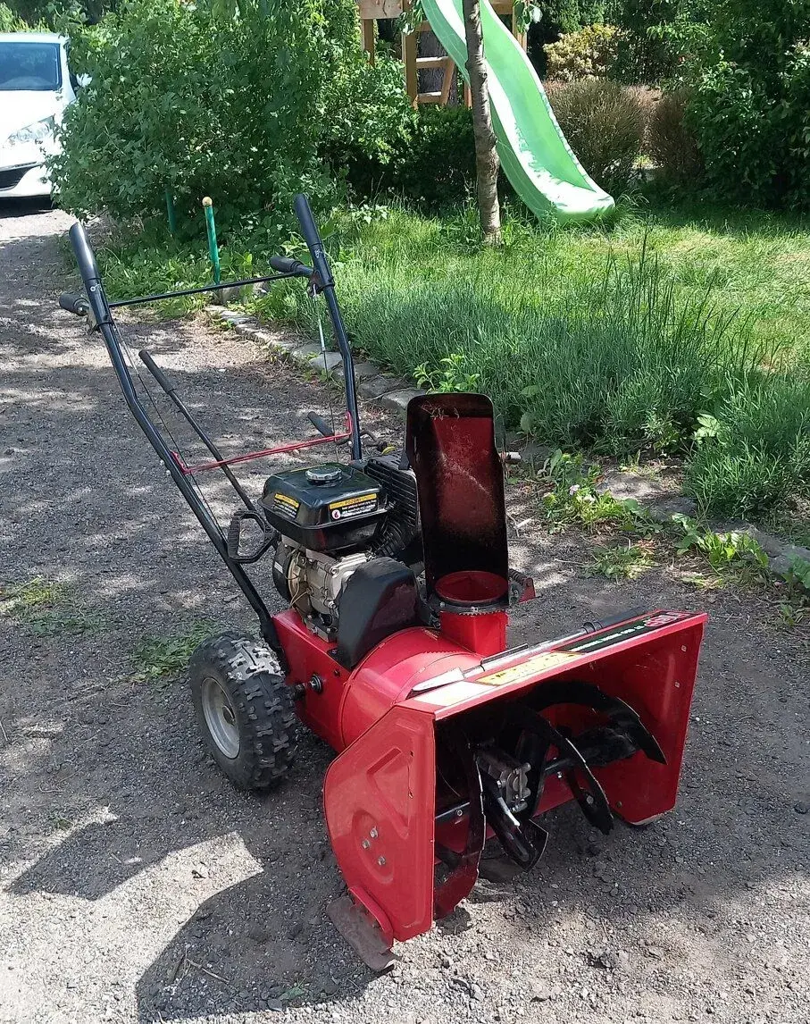 Sněžná fréza NGP ST 650