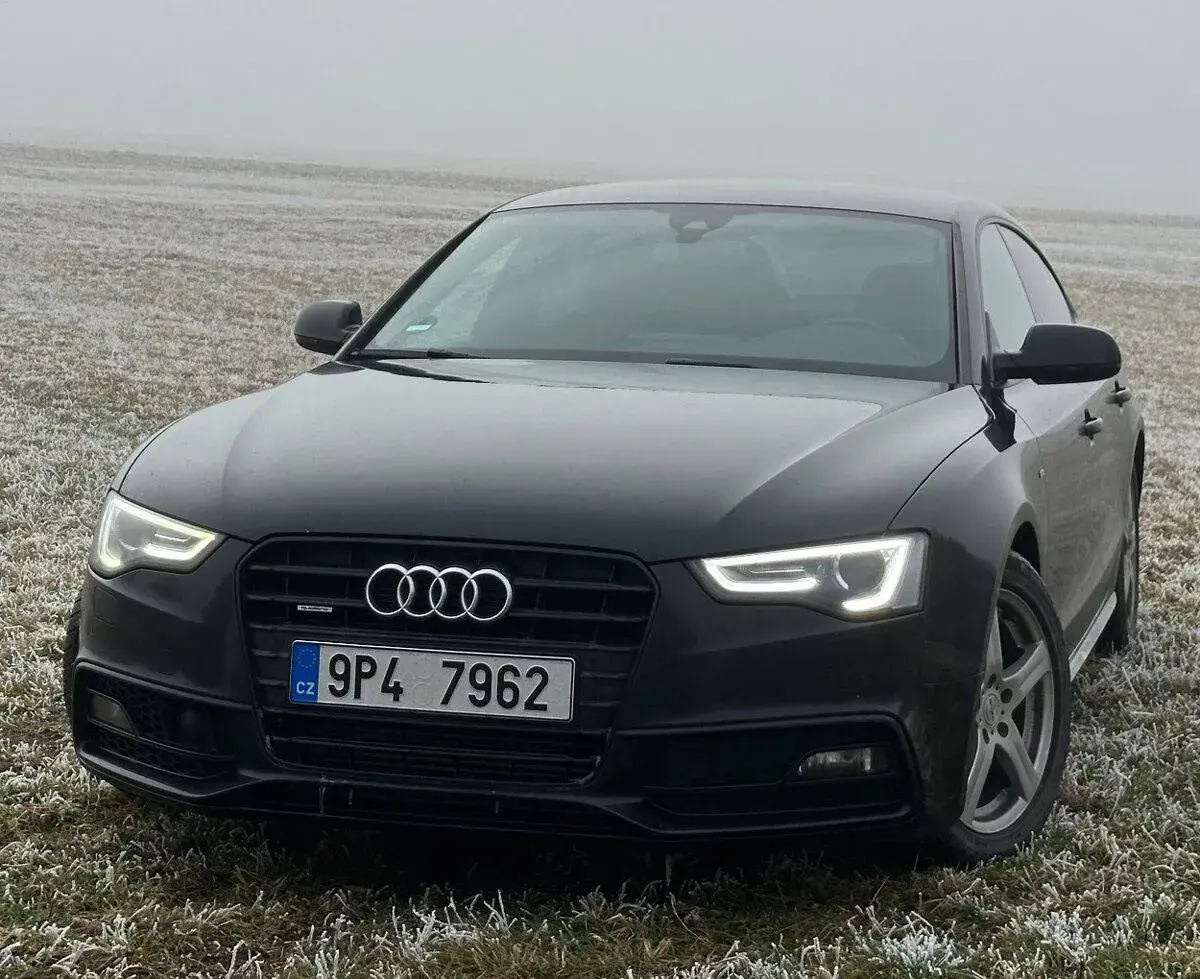 Audi A5 – 2027, 220 000 km