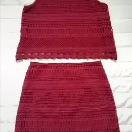 Top a sukně, vel. 38