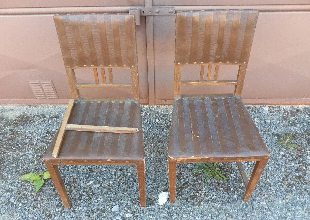 Starožitné kožené židle