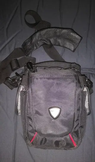 Fotobrašna Lowepro EX 120, SemiLine, Hama